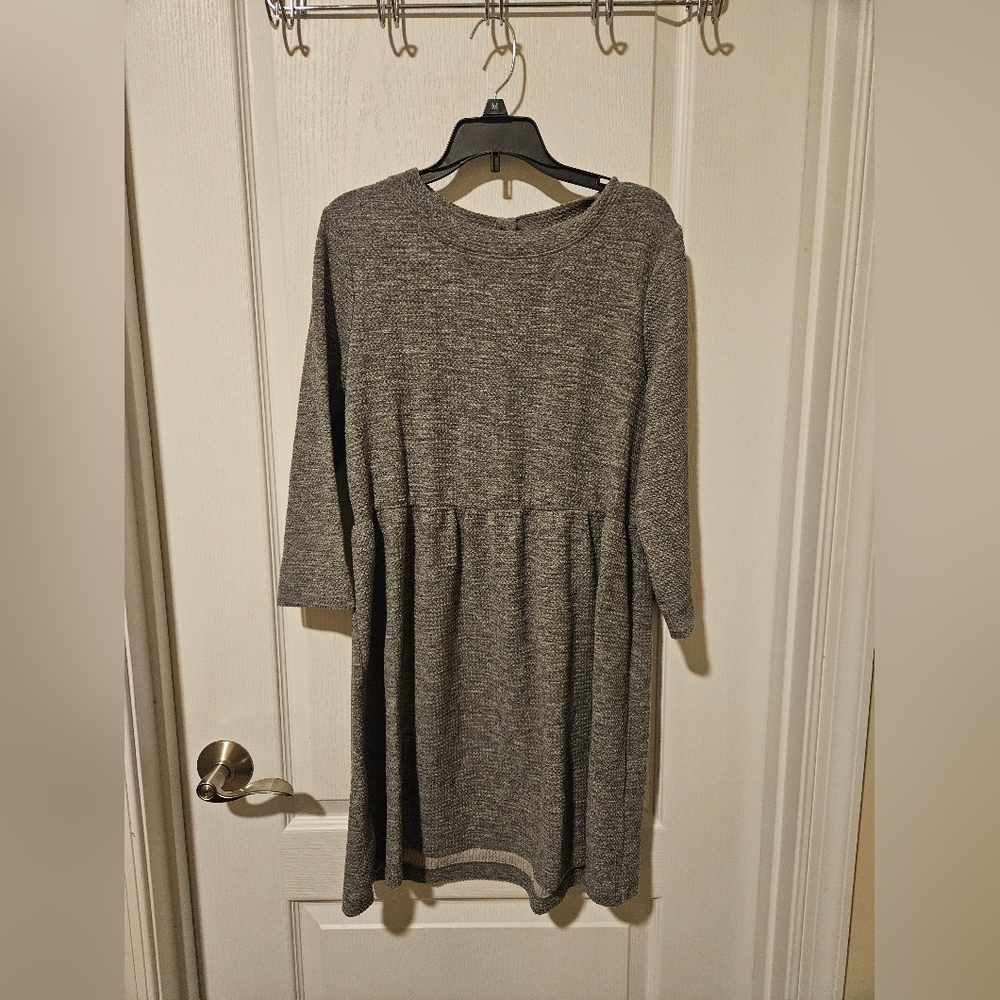 LOFT Gray Long Sleeve Dress